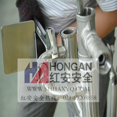 洗眼器的活結(jié)和進水口調(diào)適 洗眼器的活結(jié)和進水口調(diào)適